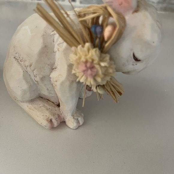 Charming White Rabbit Figurines Set - Picture 8 of 11